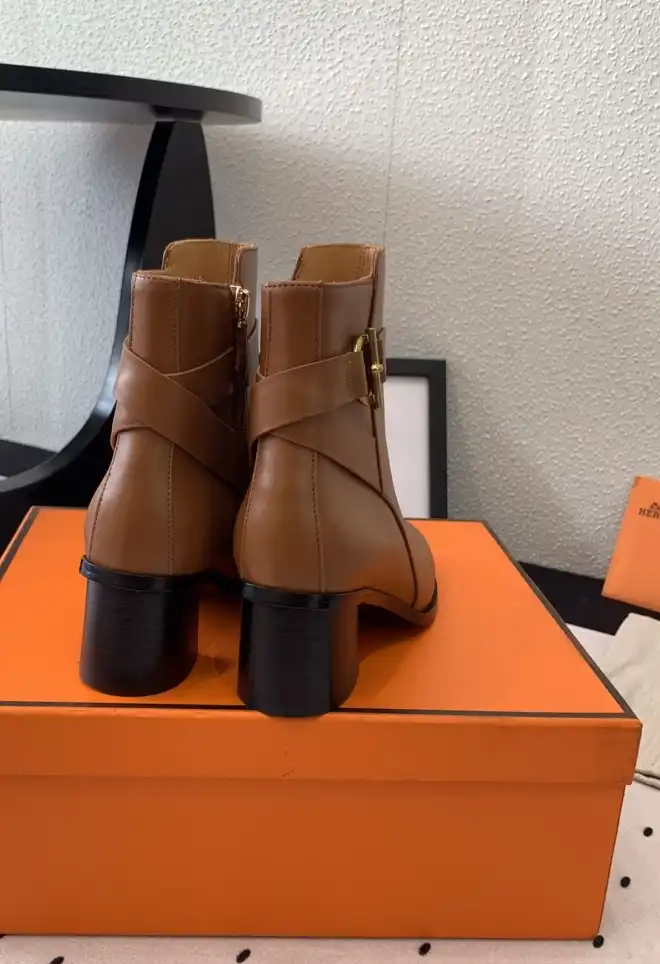 hype Hermes Boots