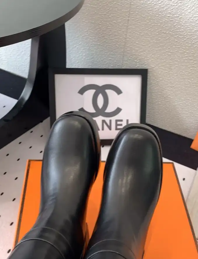 hype Hermes Boots