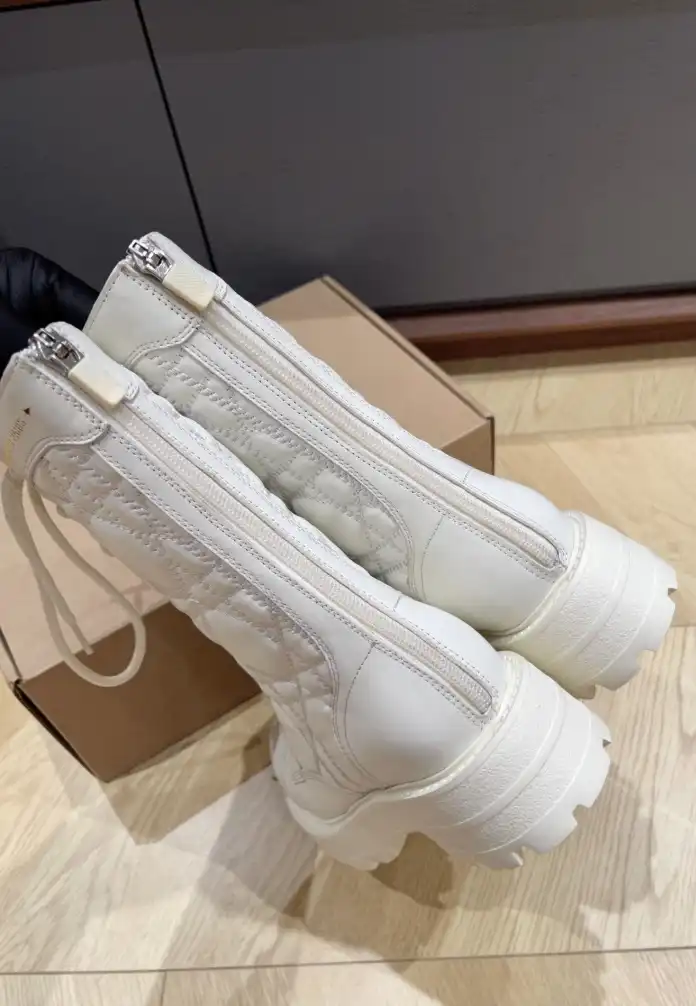 hype Christian Dior Boots