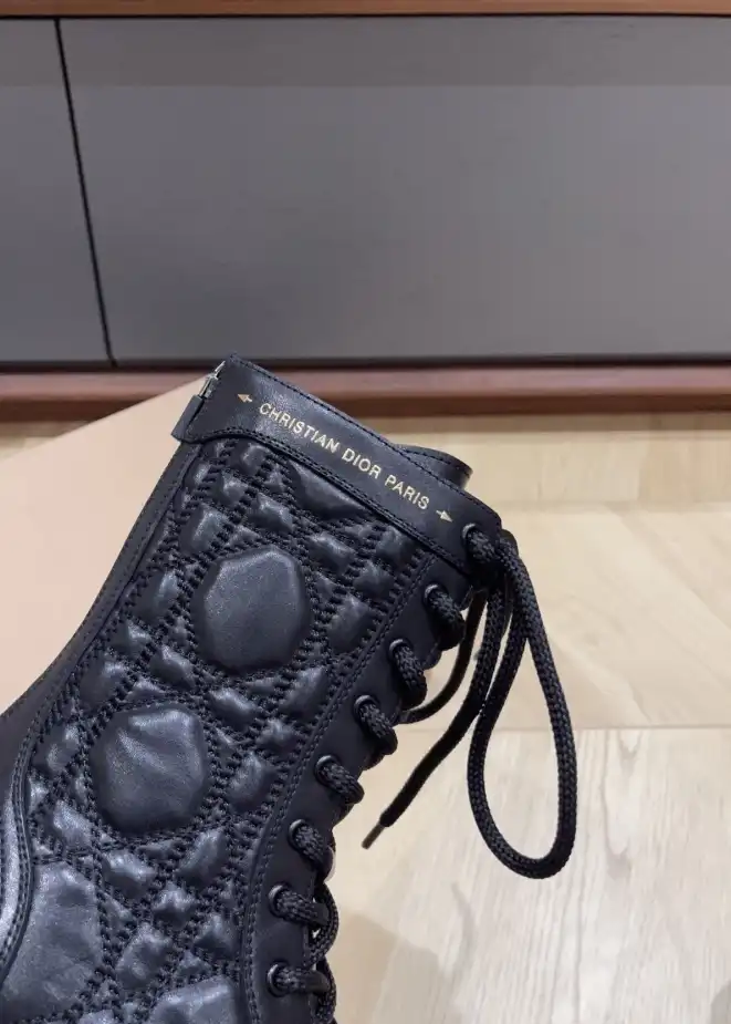 hype Christian Dior Boots