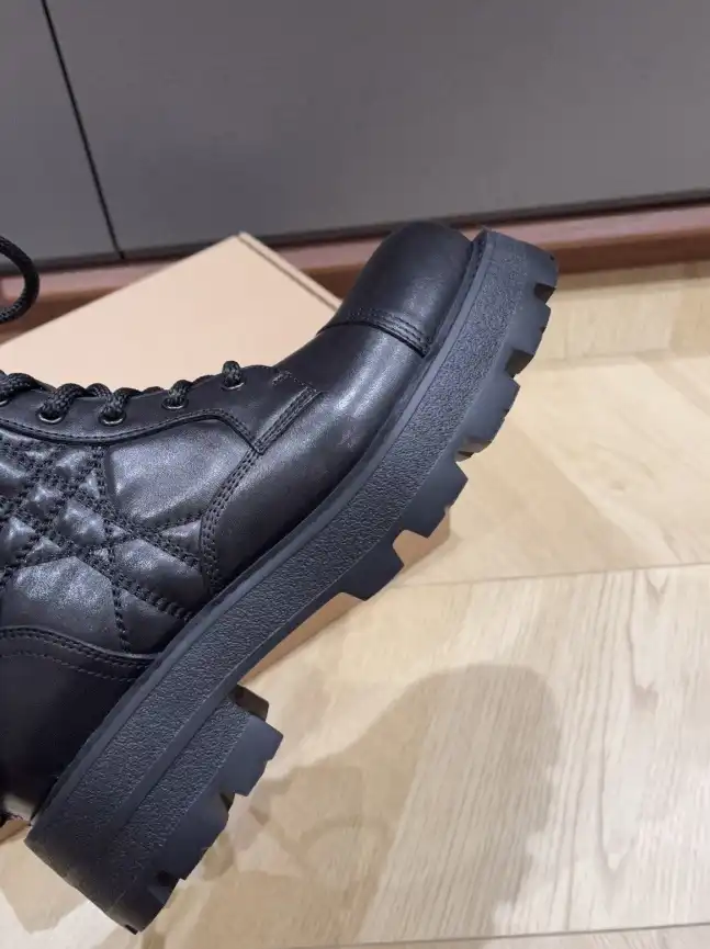 hype Christian Dior Boots