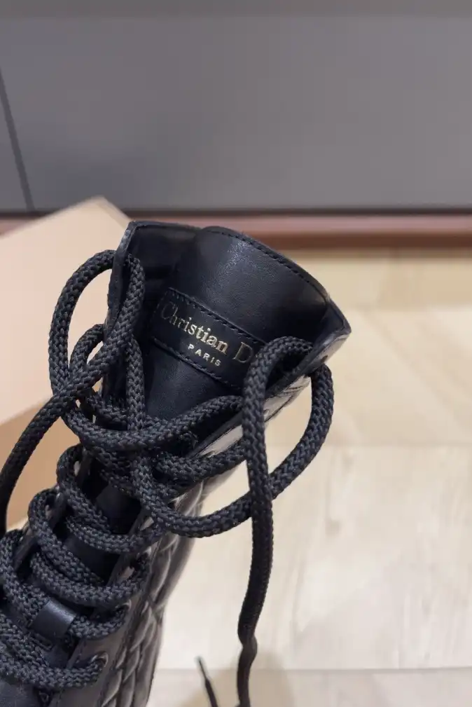 hype Christian Dior Boots