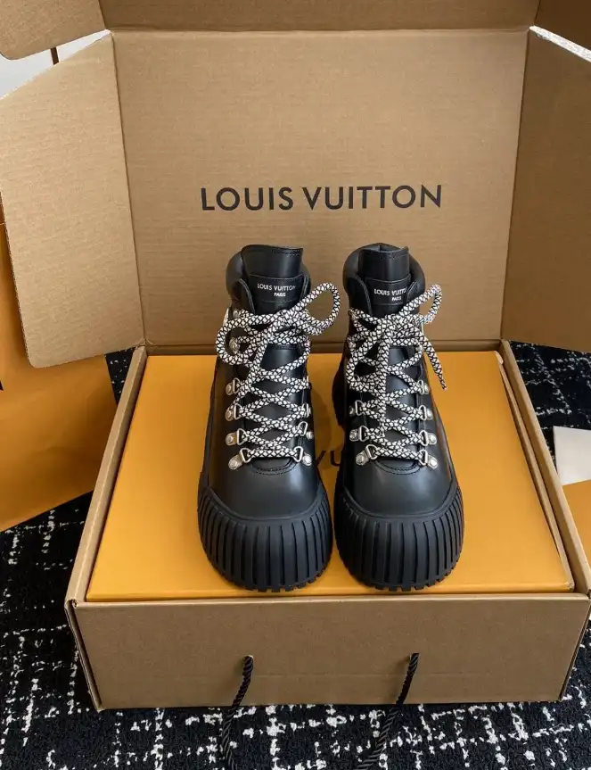 hype LV Boots