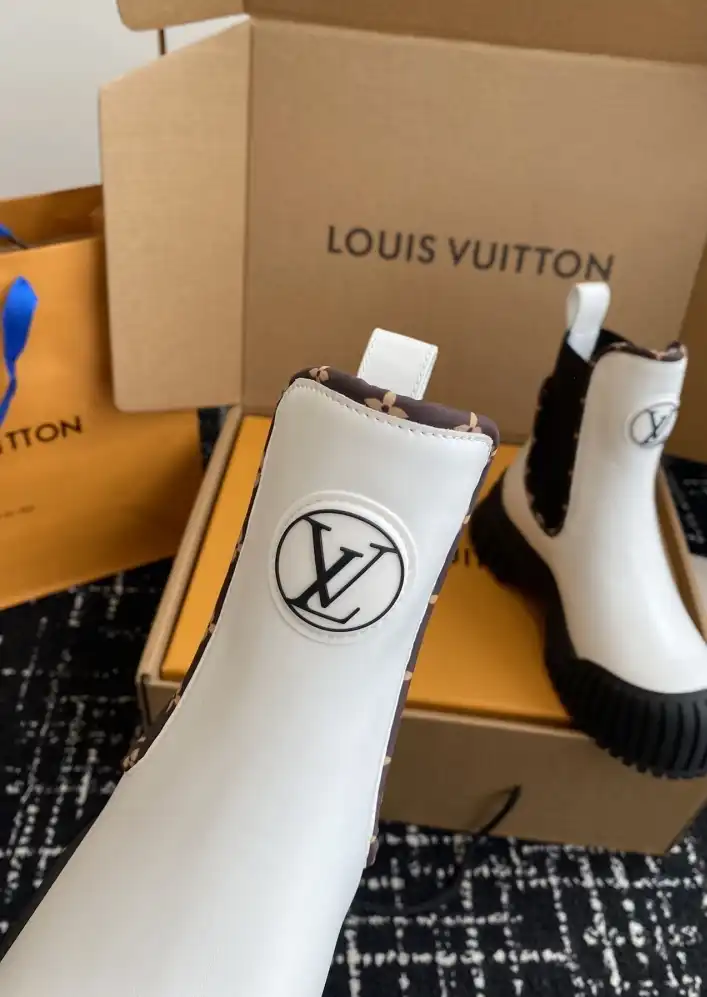 hype LV Boots