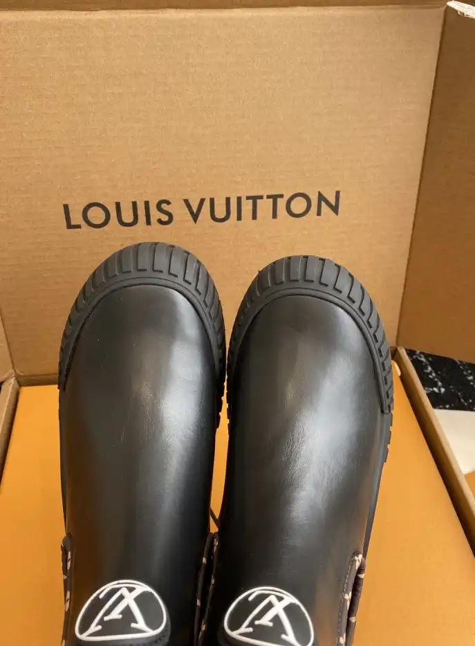 hype LV Boots