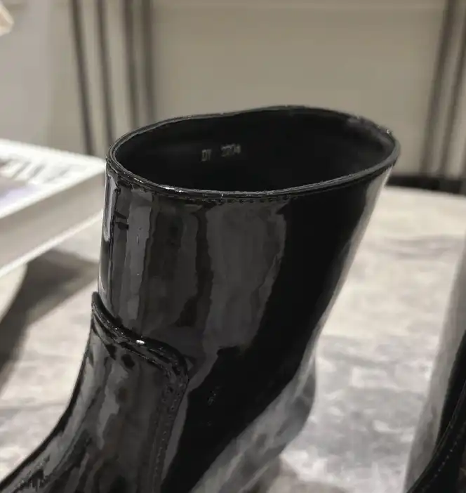 hype Celine Boots