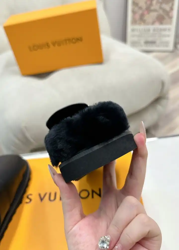 hype LV Slippers