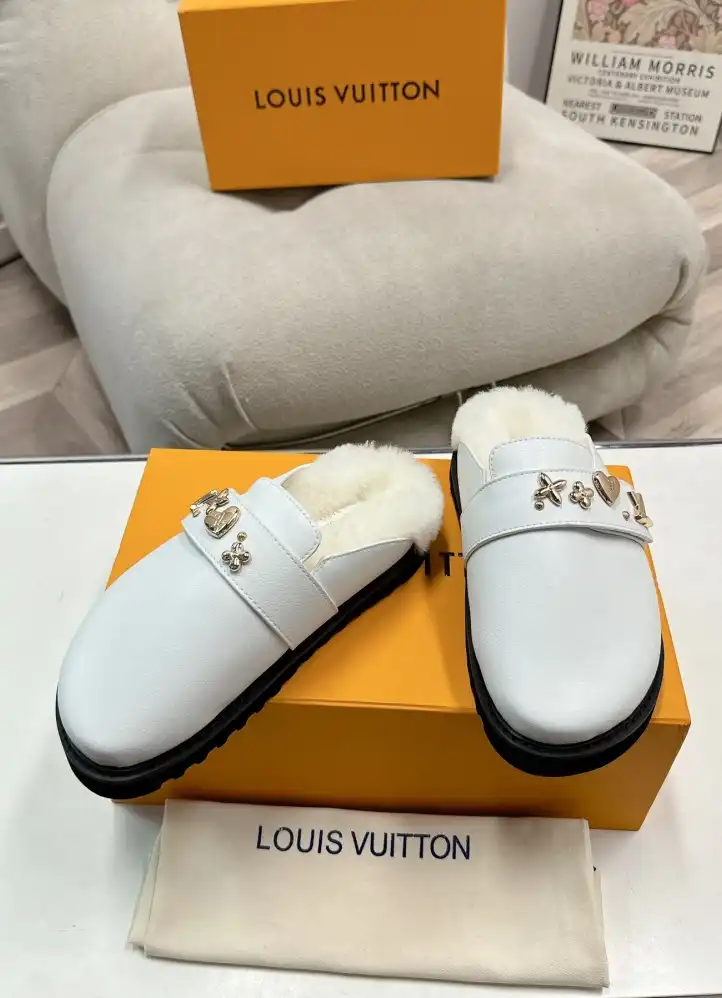 hype LV Slippers