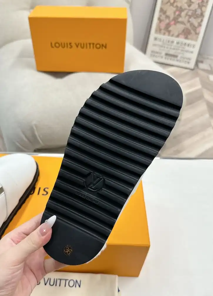 hype LV Slippers