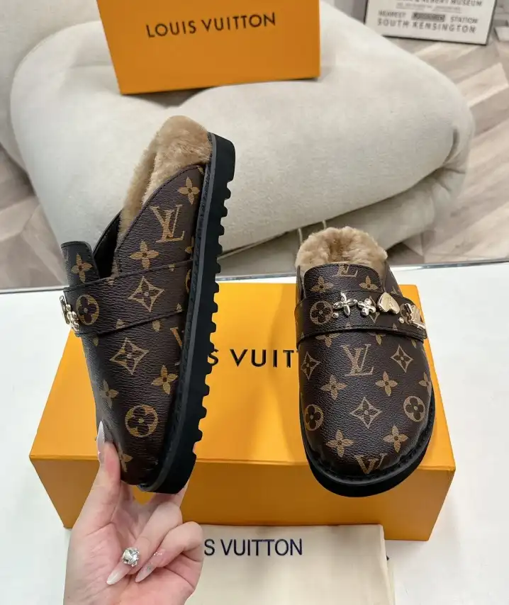 hype LV Slippers