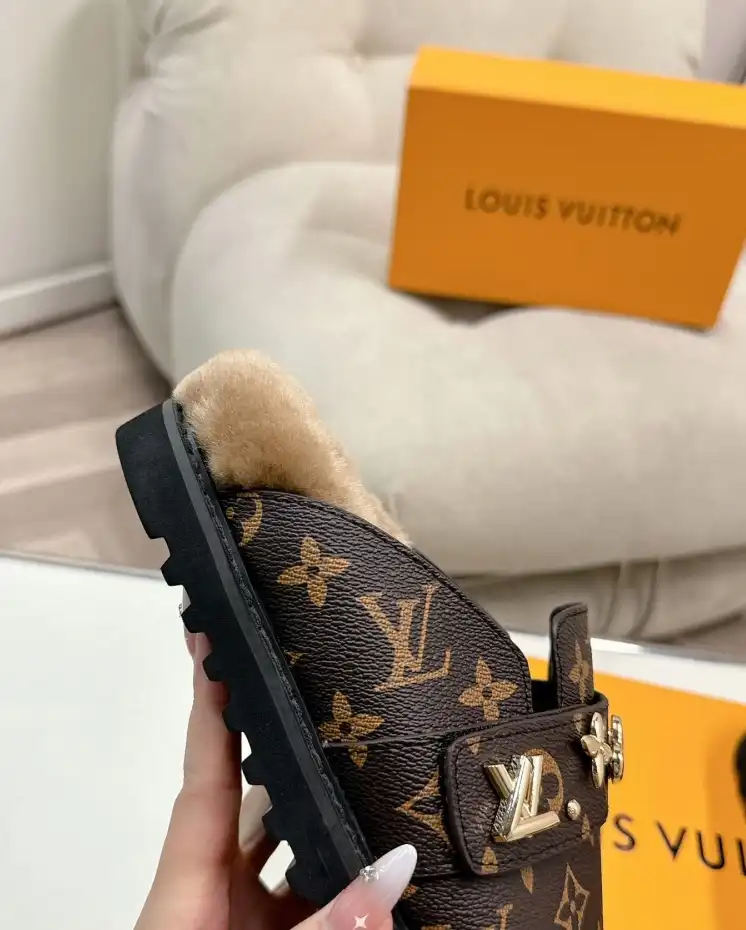 hype LV Slippers