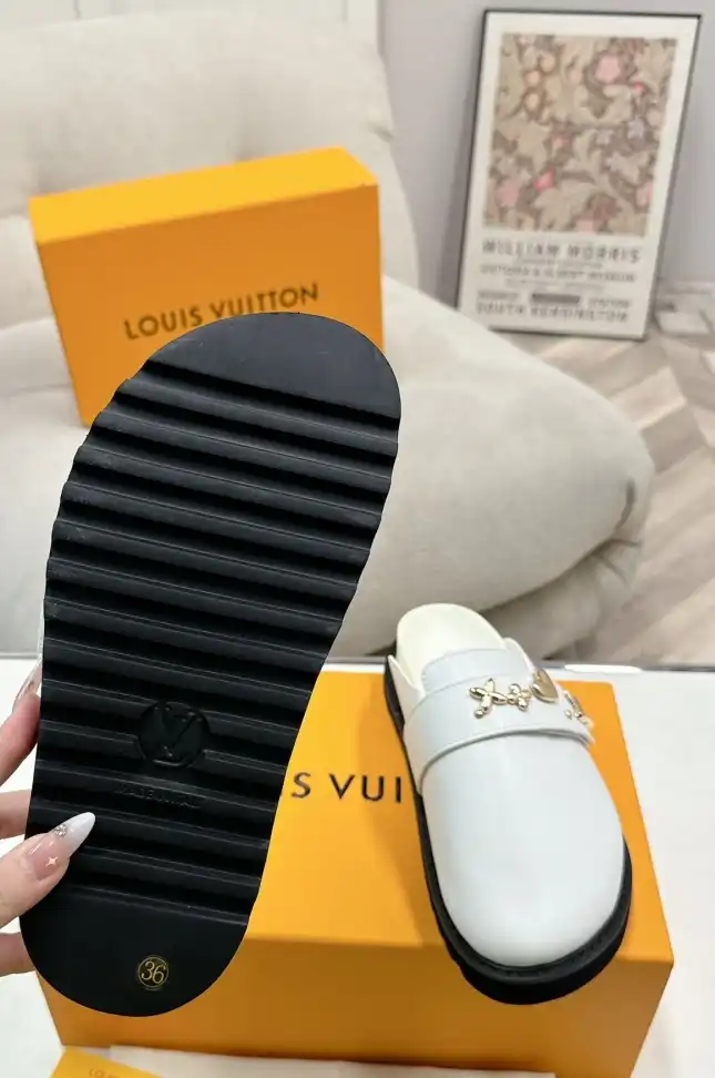 hype LV Slippers