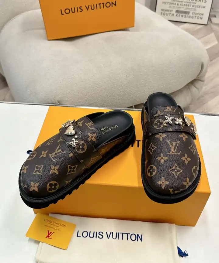 hype LV Slippers