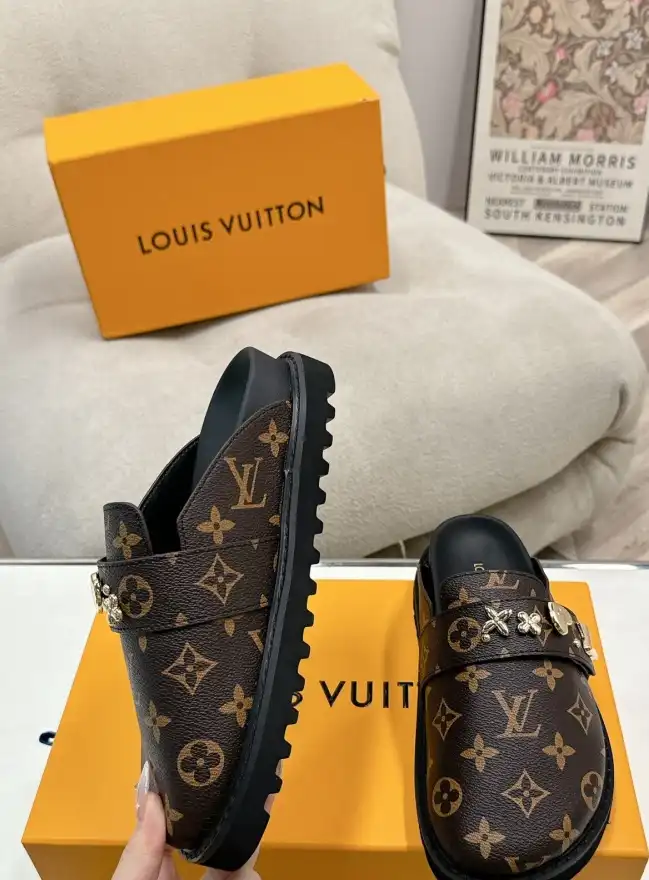 hype LV Slippers