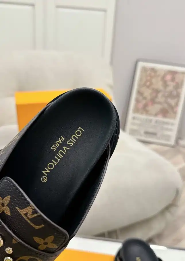 hype LV Slippers