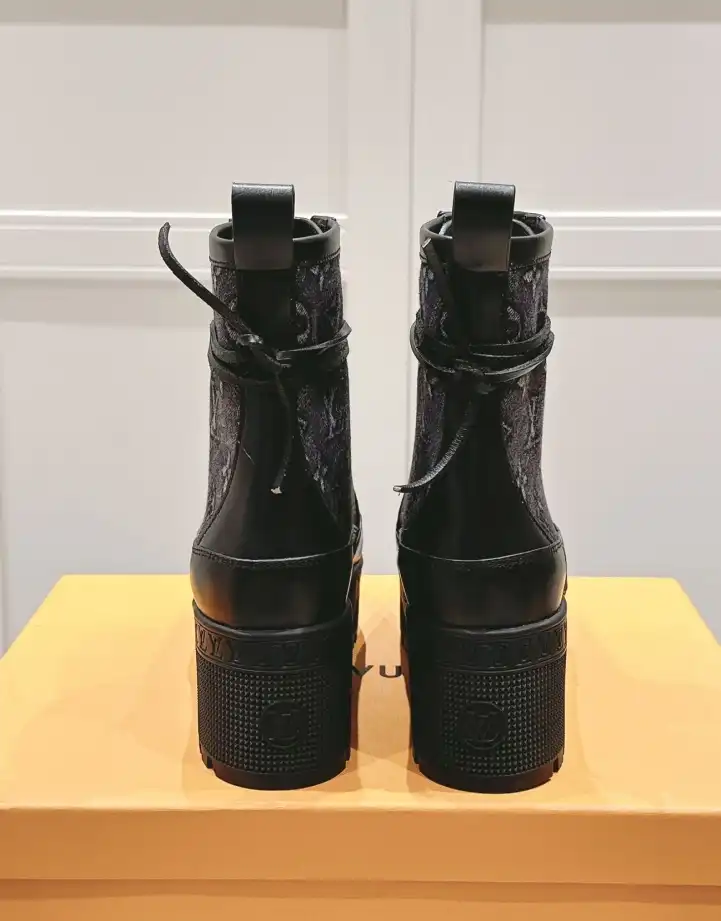 hype LV Boots