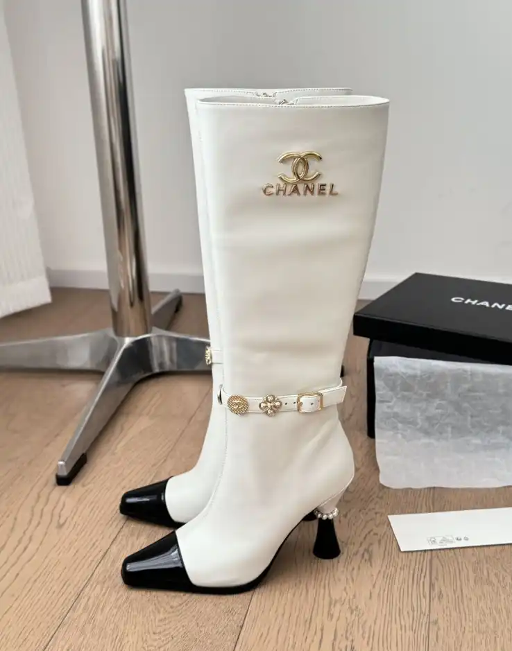 hype Chanel Boots