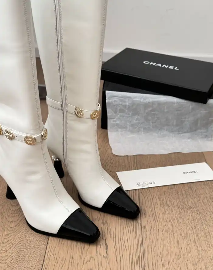 hype Chanel Boots