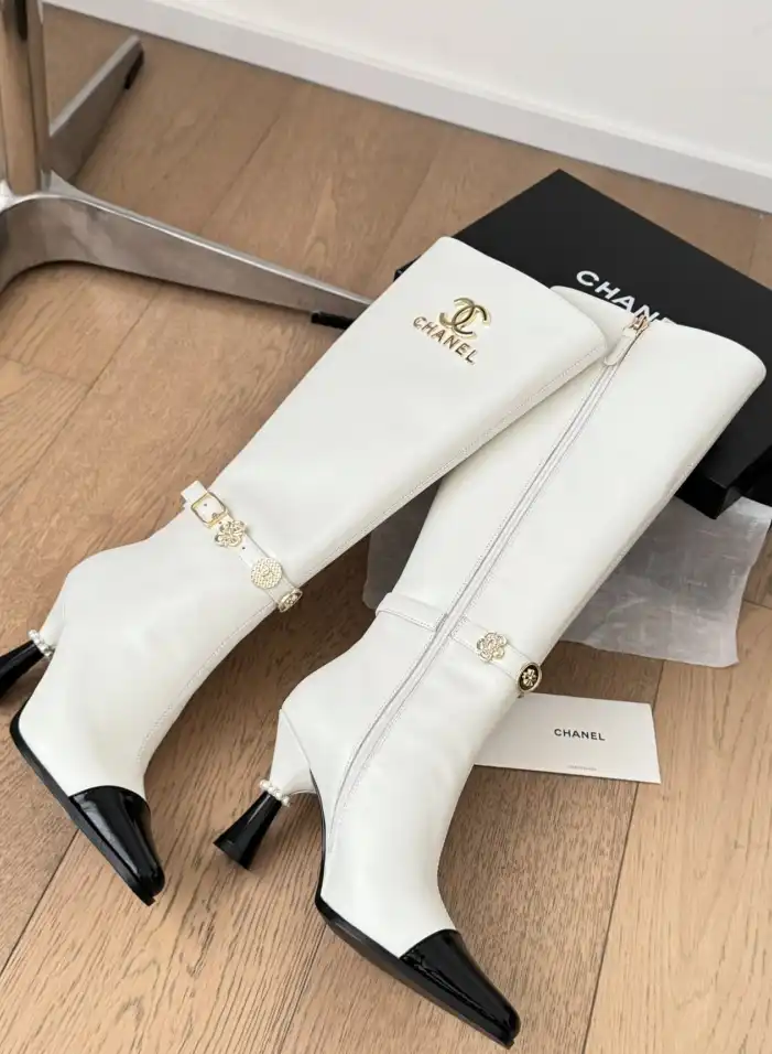 hype Chanel Boots