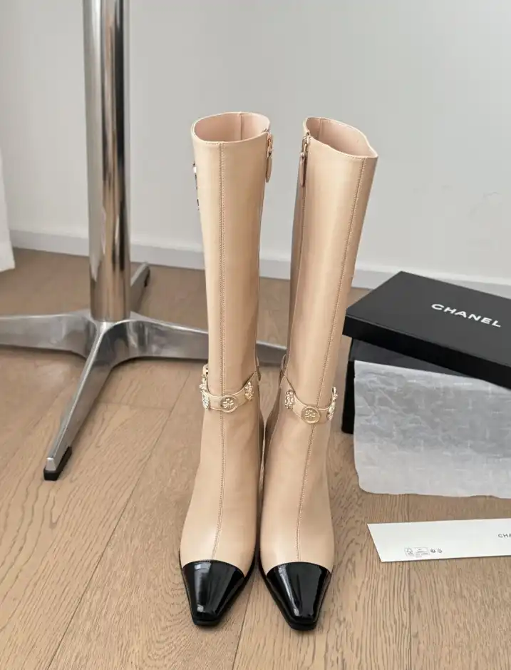 hype Chanel Boots