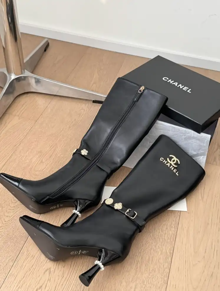 hype Chanel Boots