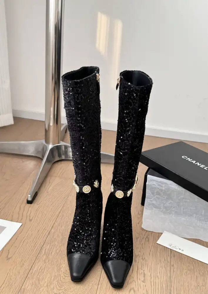 hype Chanel Boots