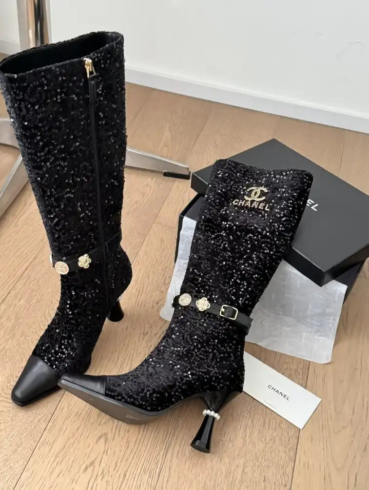 hype Chanel Boots