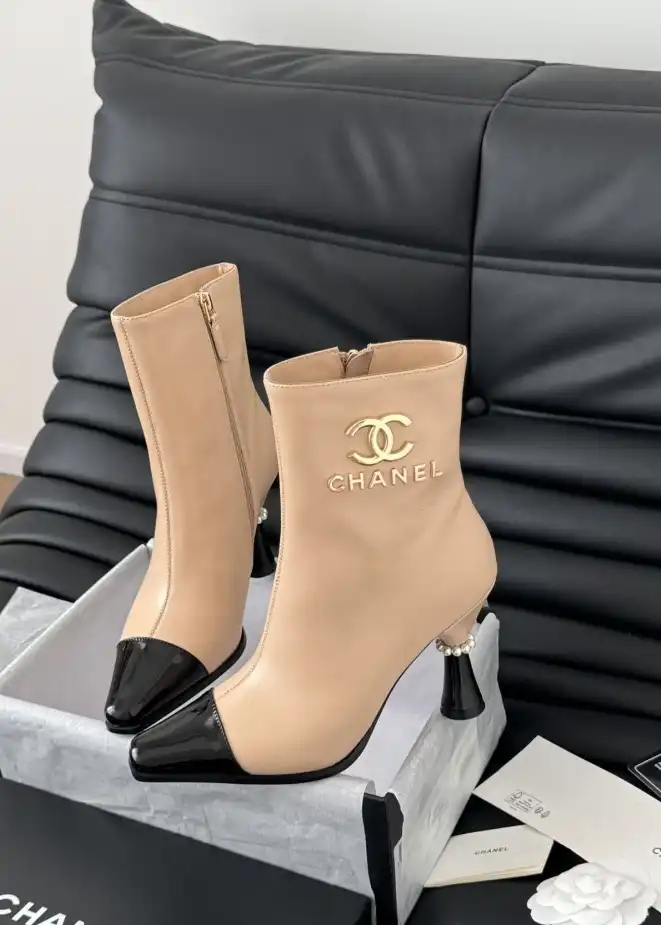 hype Chanel Boots