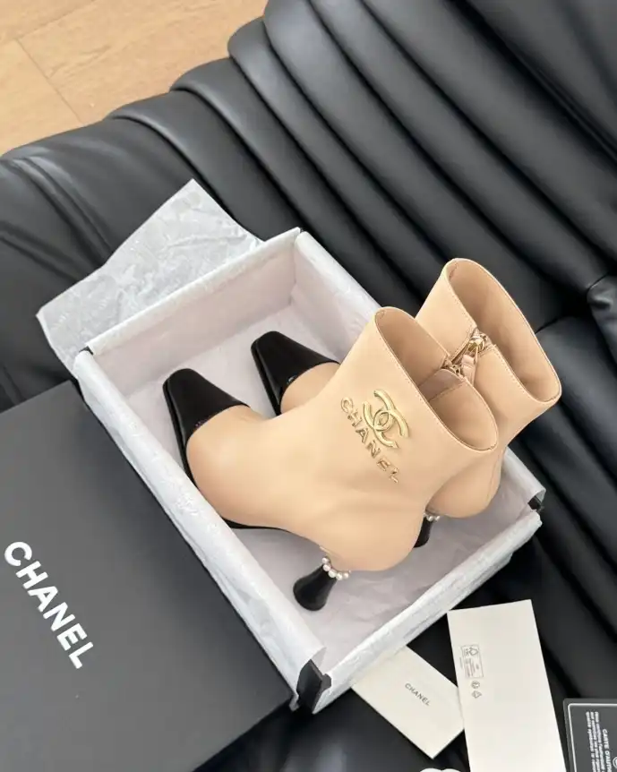 hype Chanel Boots