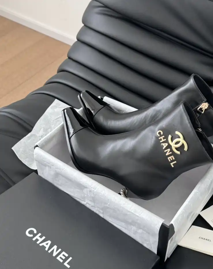 hype Chanel Boots