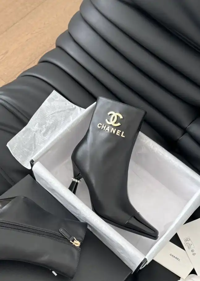 hype Chanel Boots