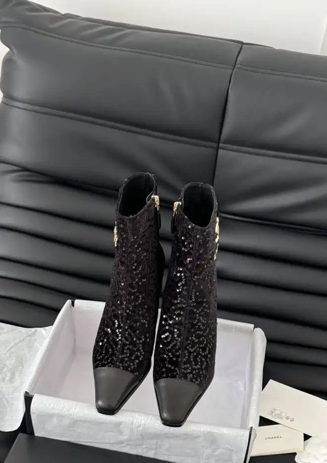 hype Chanel Boots