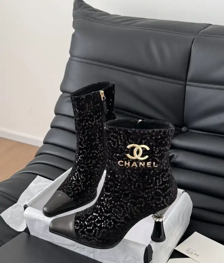 hype Chanel Boots