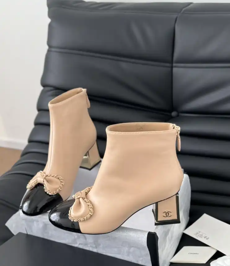 hype Chanel Boots