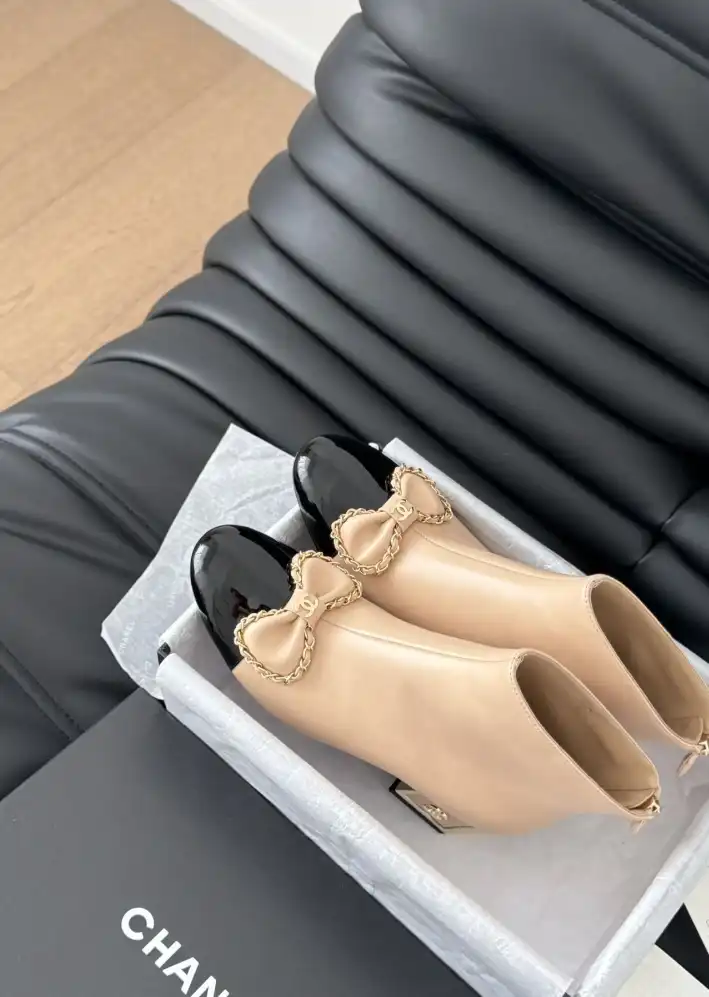 hype Chanel Boots