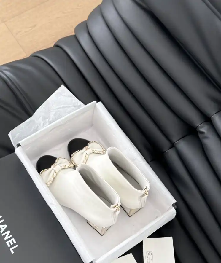 hype Chanel Boots