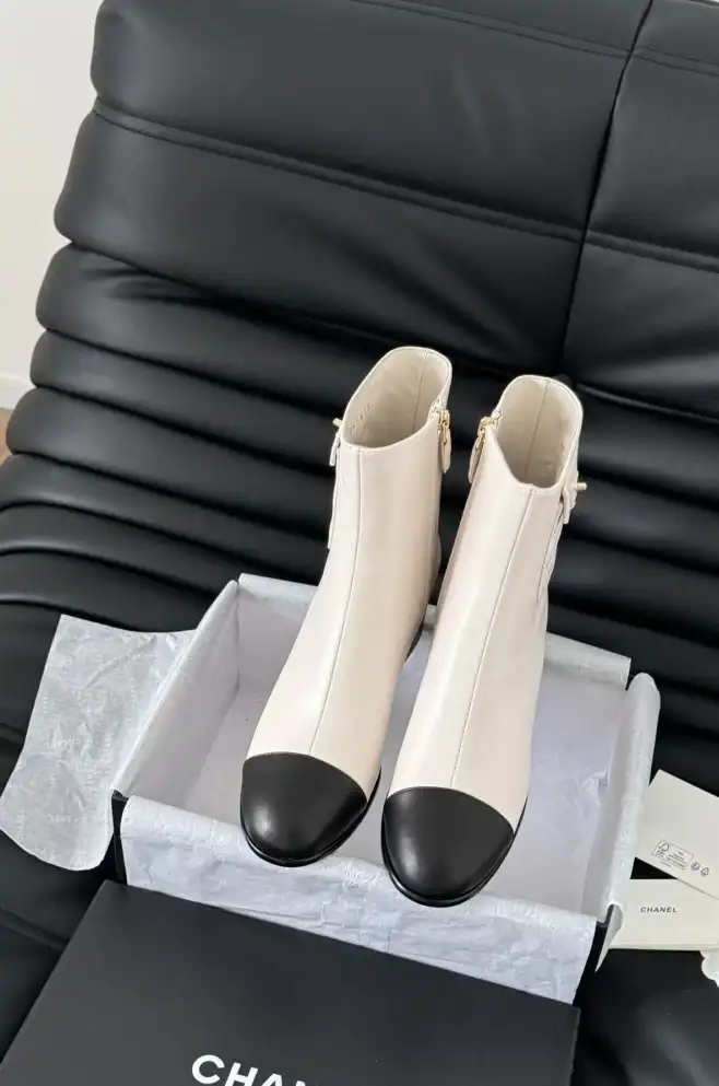 hype Chanel Boots