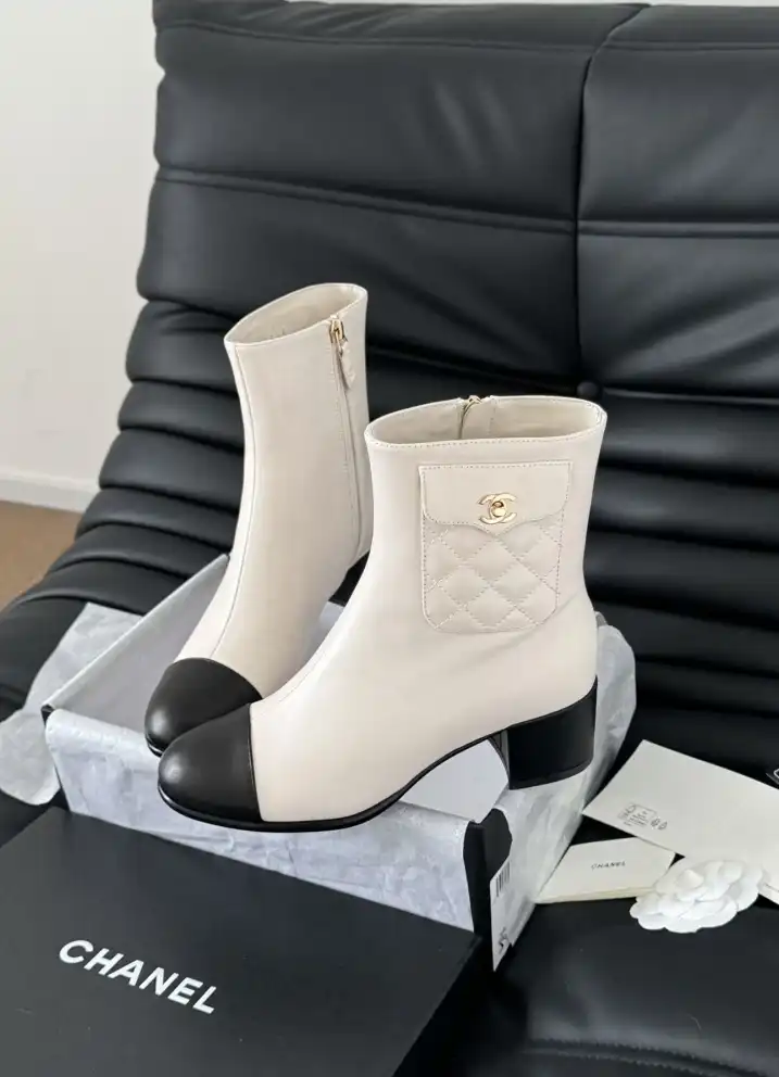 hype Chanel Boots