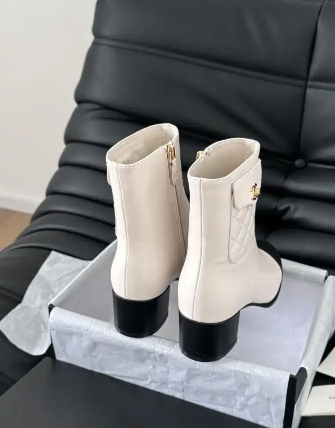 hype Chanel Boots