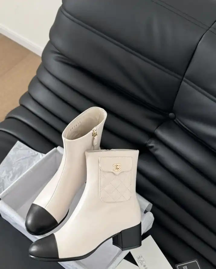 hype Chanel Boots