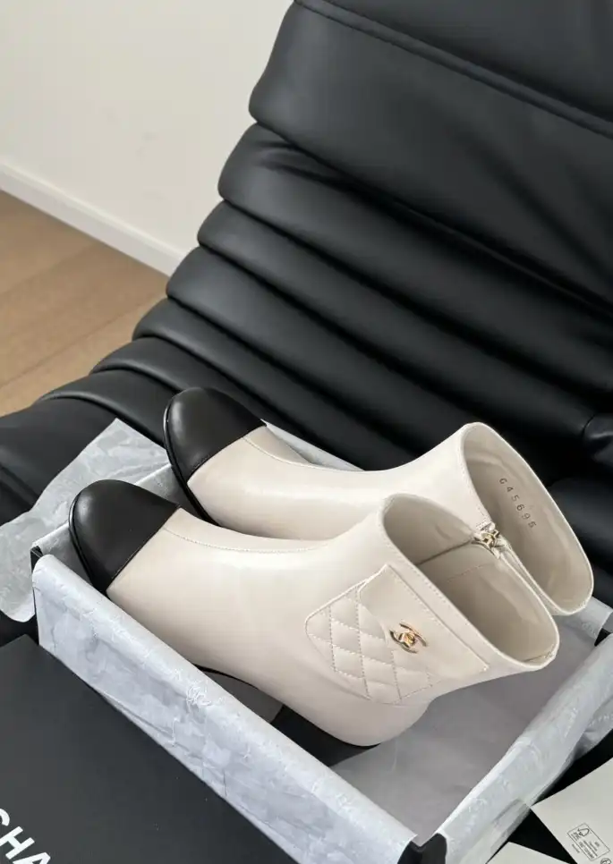 hype Chanel Boots