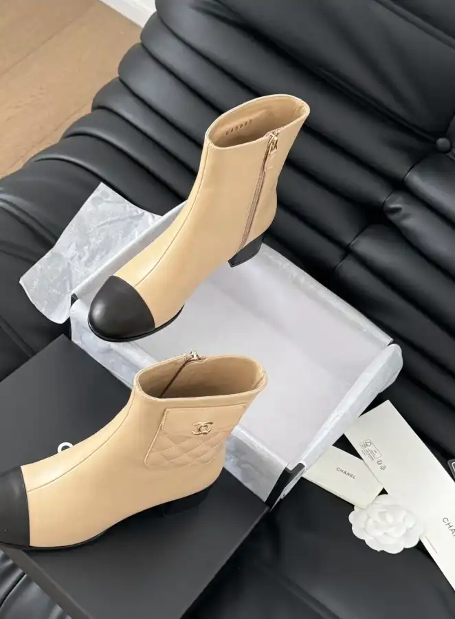 hype Chanel Boots