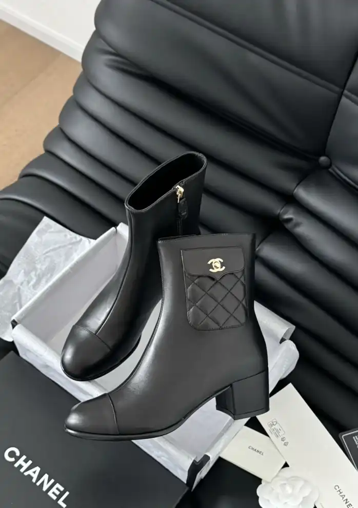 hype Chanel Boots