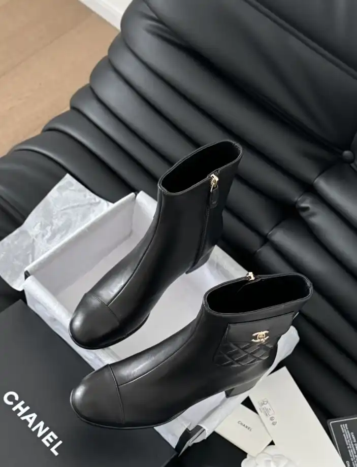 hype Chanel Boots