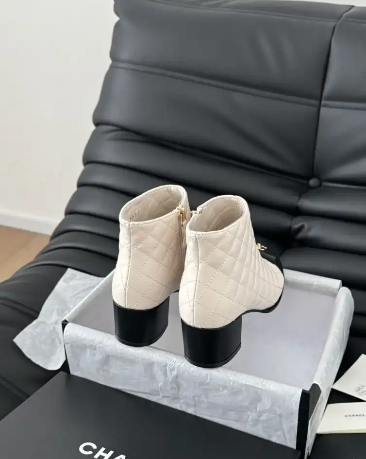 hype Chanel Boots