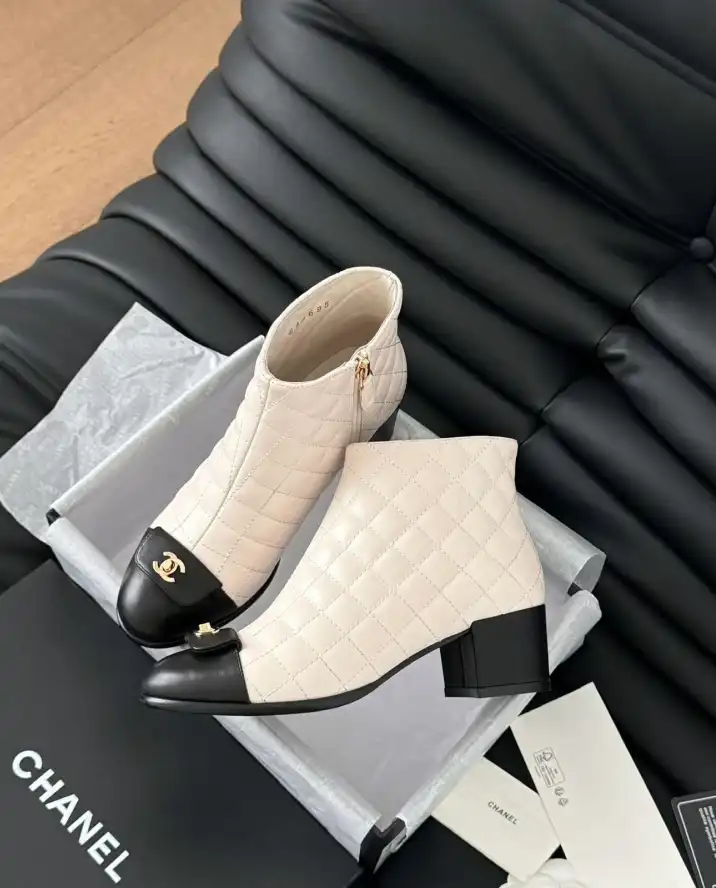 hype Chanel Boots