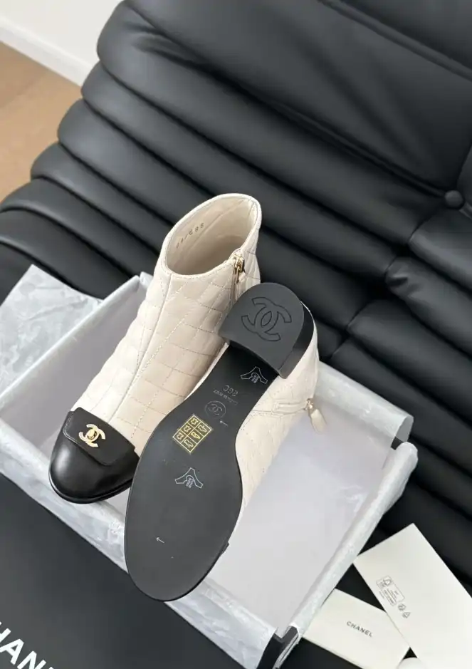 hype Chanel Boots