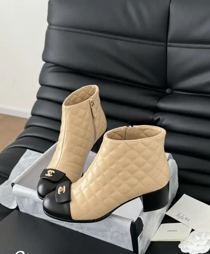 hype Chanel Boots