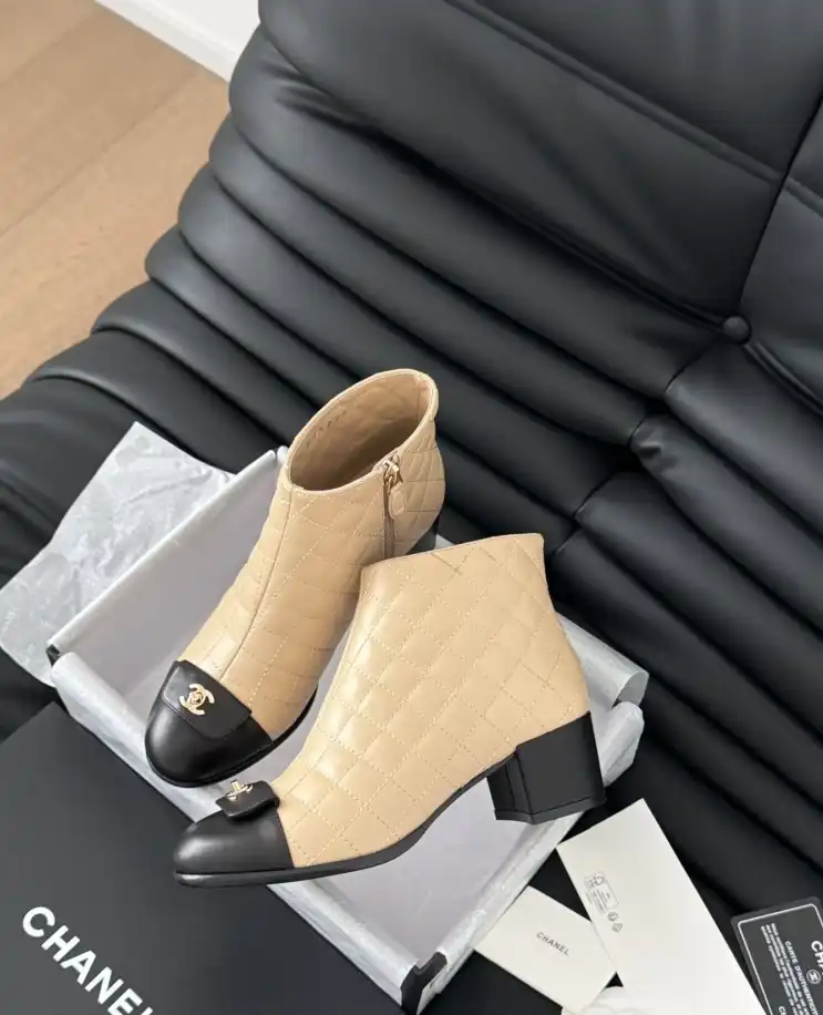 hype Chanel Boots