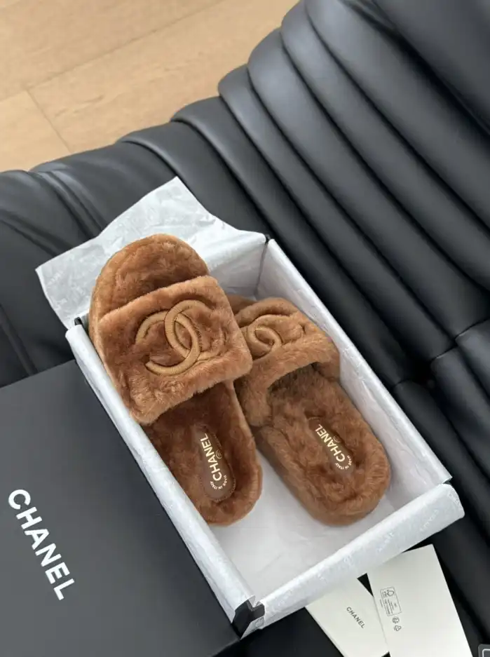 hype Chanel Slippers